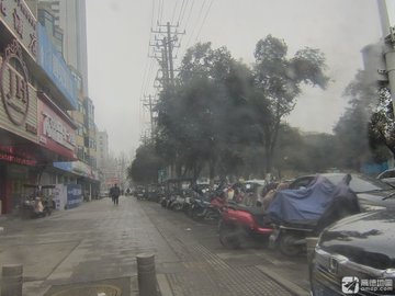 安徽阜阳市颍州区附近的网吧有哪些？