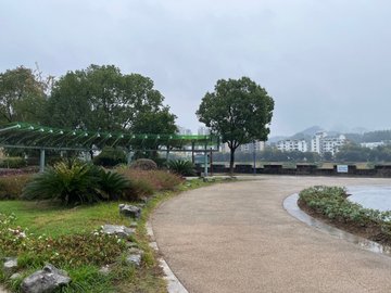 安徽黄山市屯溪区附近的旅游景点有哪些？