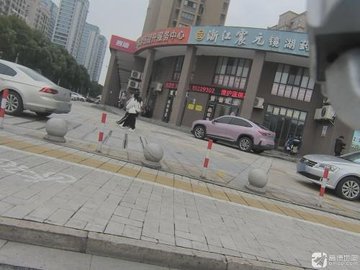 浙江绍兴市越城区附近的药店有哪些？